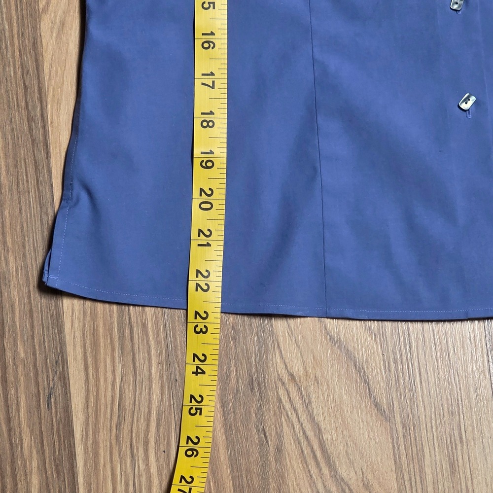 Talbots Sleeveless Button Up Shirt Women's Size 8 Blue Stretch Wrinkle Resistant - Picture 6 of 8